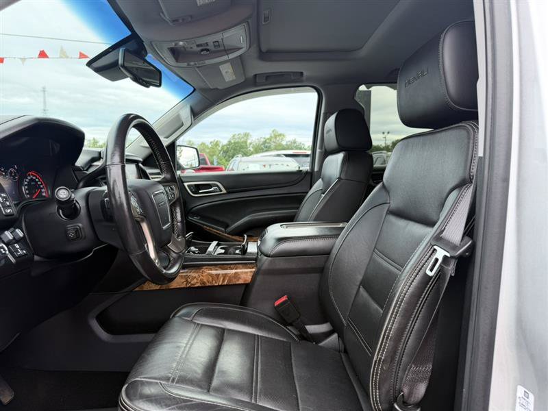Used 2015 GMC Yukon Denali AWD/4WD image 24