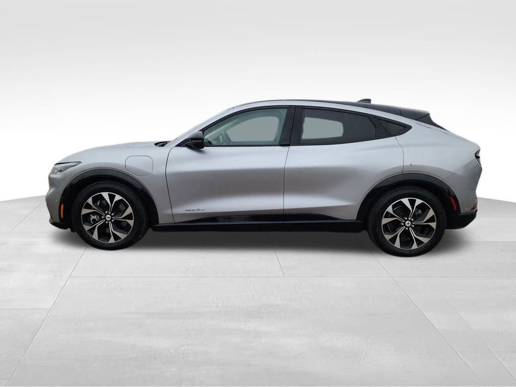 Used 2021 Ford Mustang Mach-E Premium image 4