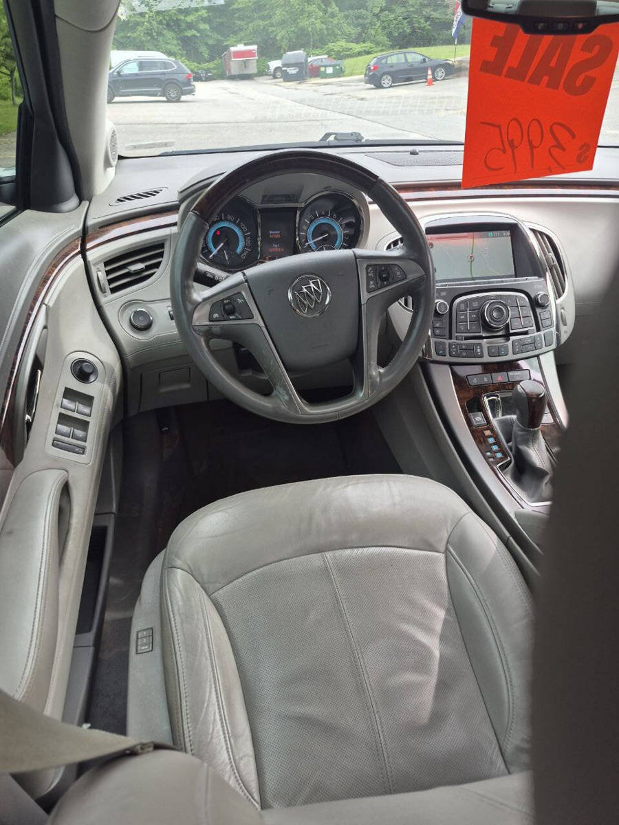 Used 2012 Buick LaCrosse Premium FWD image 6
