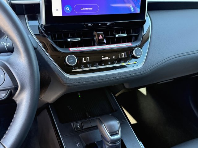 Used 2026 Toyota Corolla Cross XLE w/ Convenience Package FWD image 17