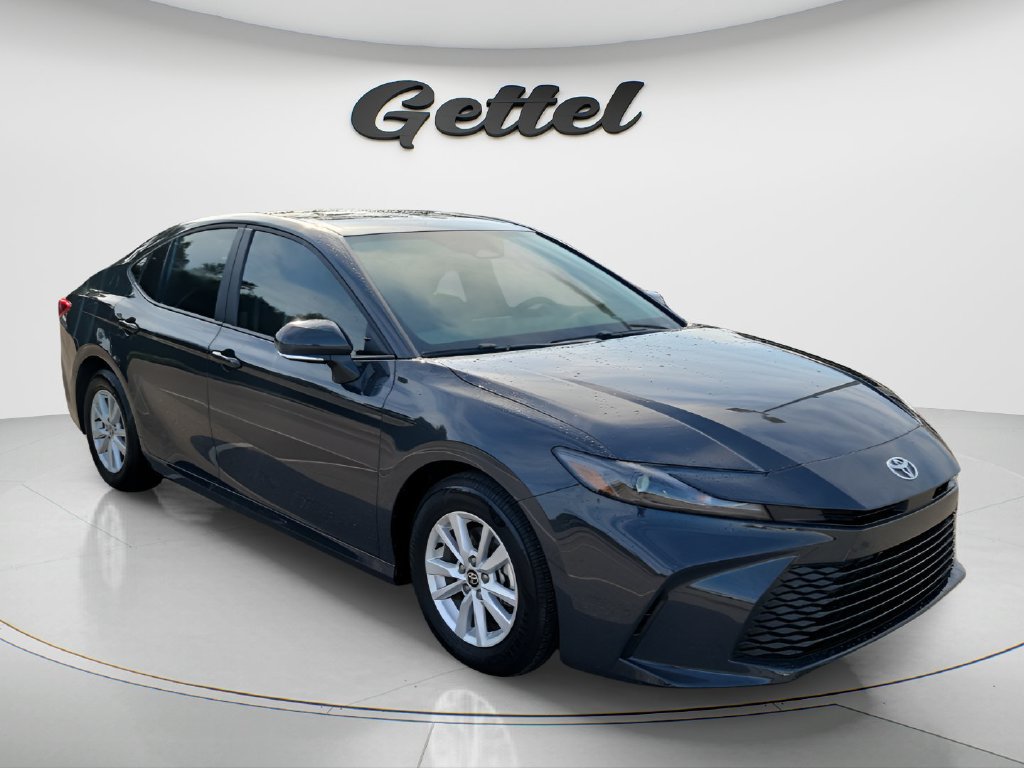 Used 2026 Toyota Camry LE w/ Convenience Package FWD image 3