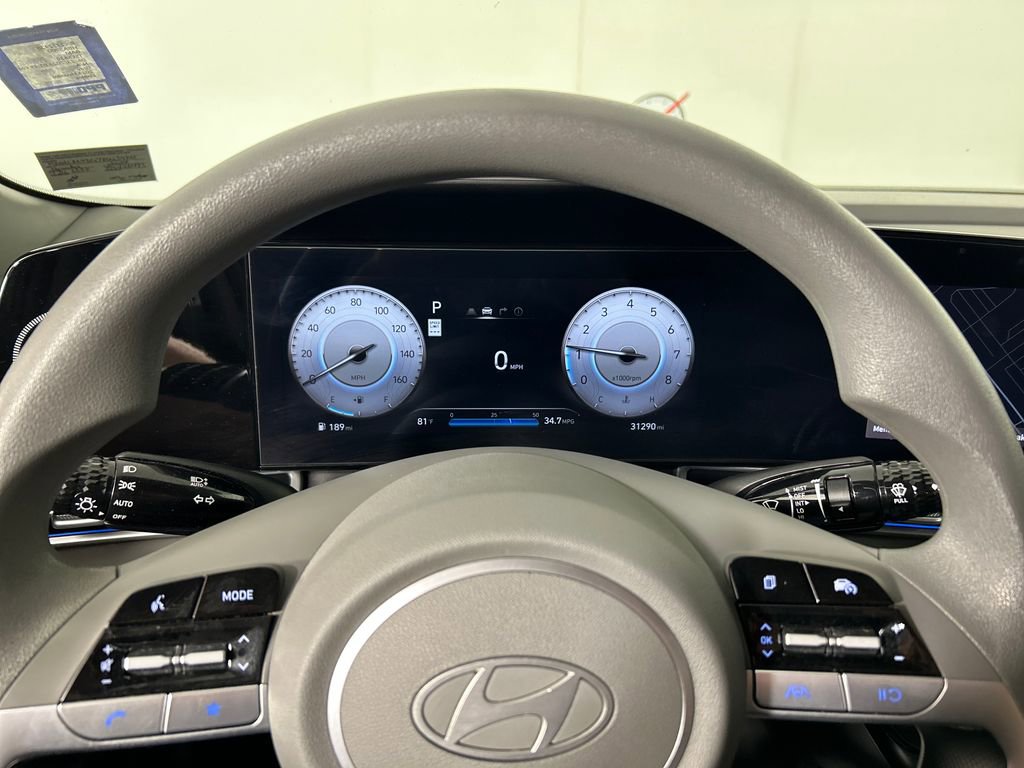 Used 2024 Hyundai Elantra SEL FWD image 13