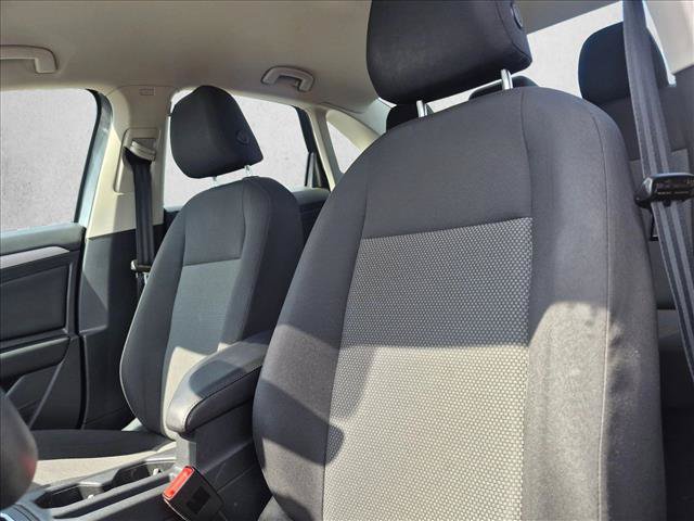 Used 2021 Volkswagen Jetta S w/ Driver Assistance Package FWD image 11