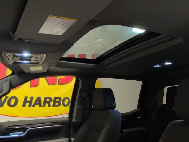 New 2026 Chevrolet Silverado 1500 RST w/ Dark Appearance Package image 31