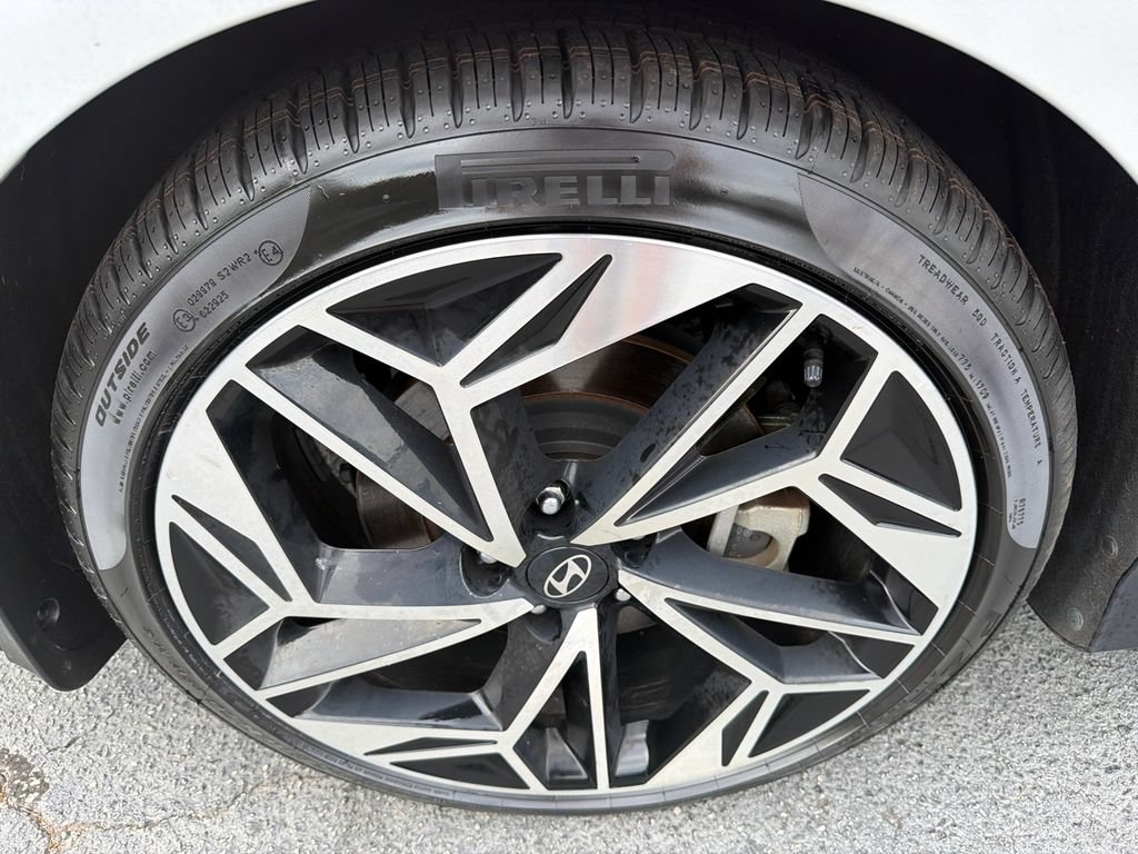 Used 2024 Hyundai Ioniq 6 SEL RWD image 17