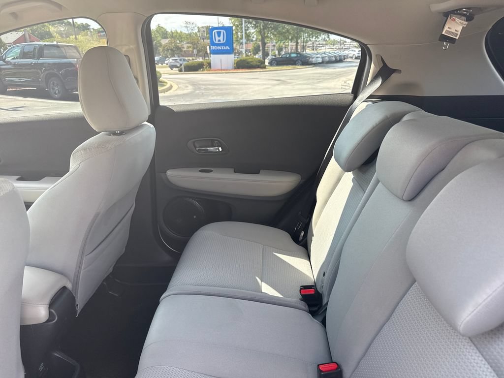 Certified 2022 Honda HR-V LX image 19