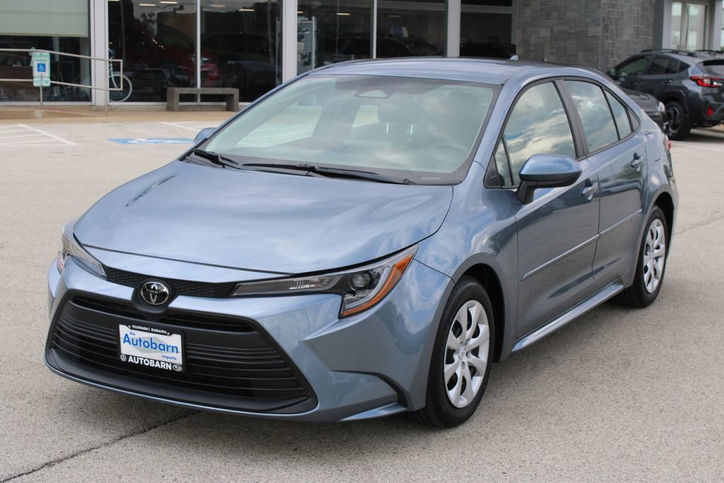 Used 2024 Toyota Corolla LE FWD image 1