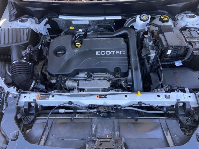 Used 2022 GMC Terrain AT4 w/ Infotainment Package II image 27