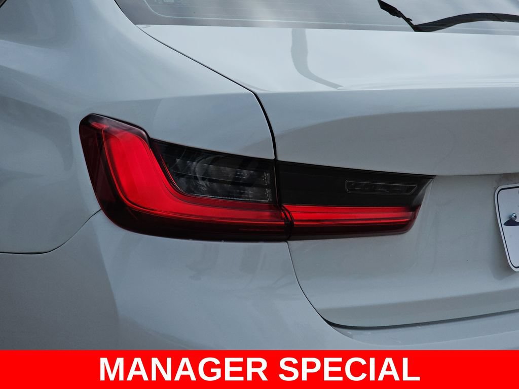 Used 2021 BMW 330i Sedan w/ Driving Assistance Package RWD image 41