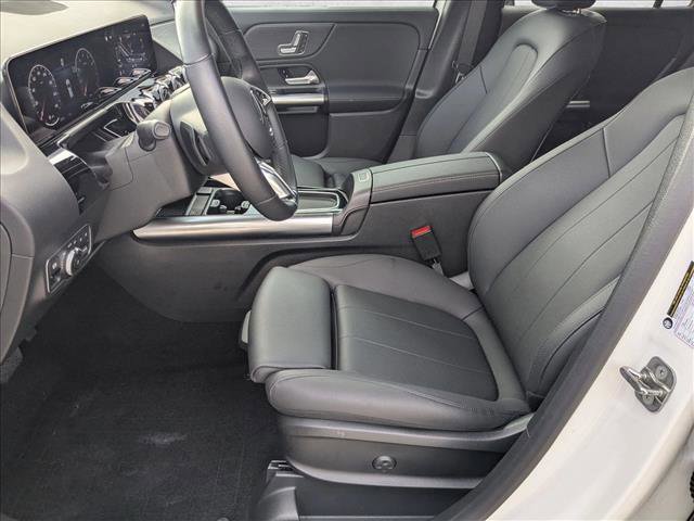 Used 2025 Mercedes-Benz GLA 250 image 15