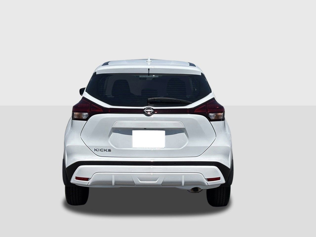 New 2025 Nissan Kicks Play S image 3