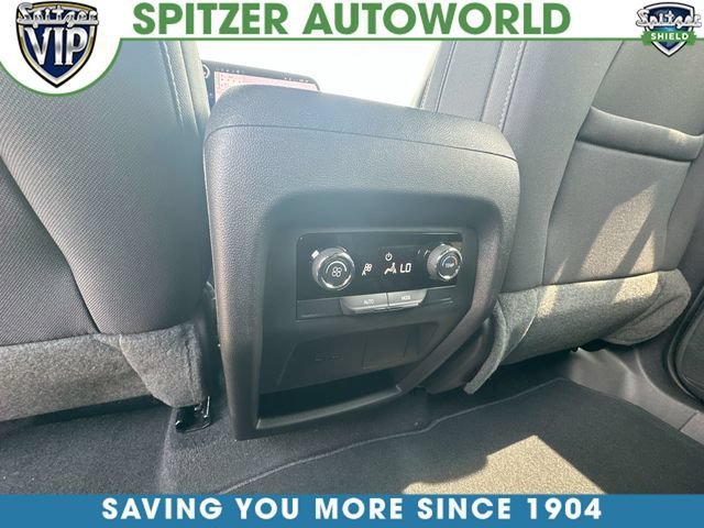 New 2027 Chevrolet Traverse LT w/ Midnight/Sport Edition FWD image 22