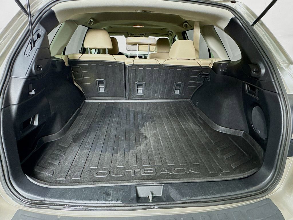 Used 2016 Subaru Outback 2.5i Limited image 31