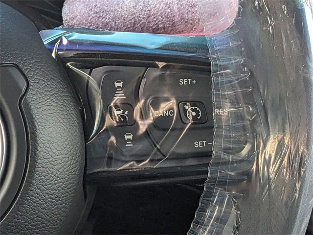 New 2025 Jeep Gladiator Sport image 17