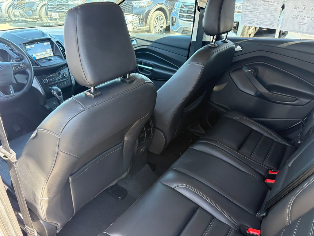 Used 2019 Ford Escape SEL image 4