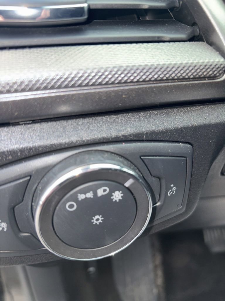 Used 2019 Ford Fusion SE image 26