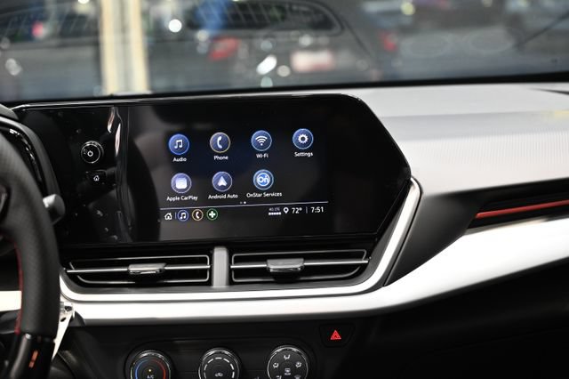 New 2026 Chevrolet Trax RS w/ Sunroof Package FWD image 15
