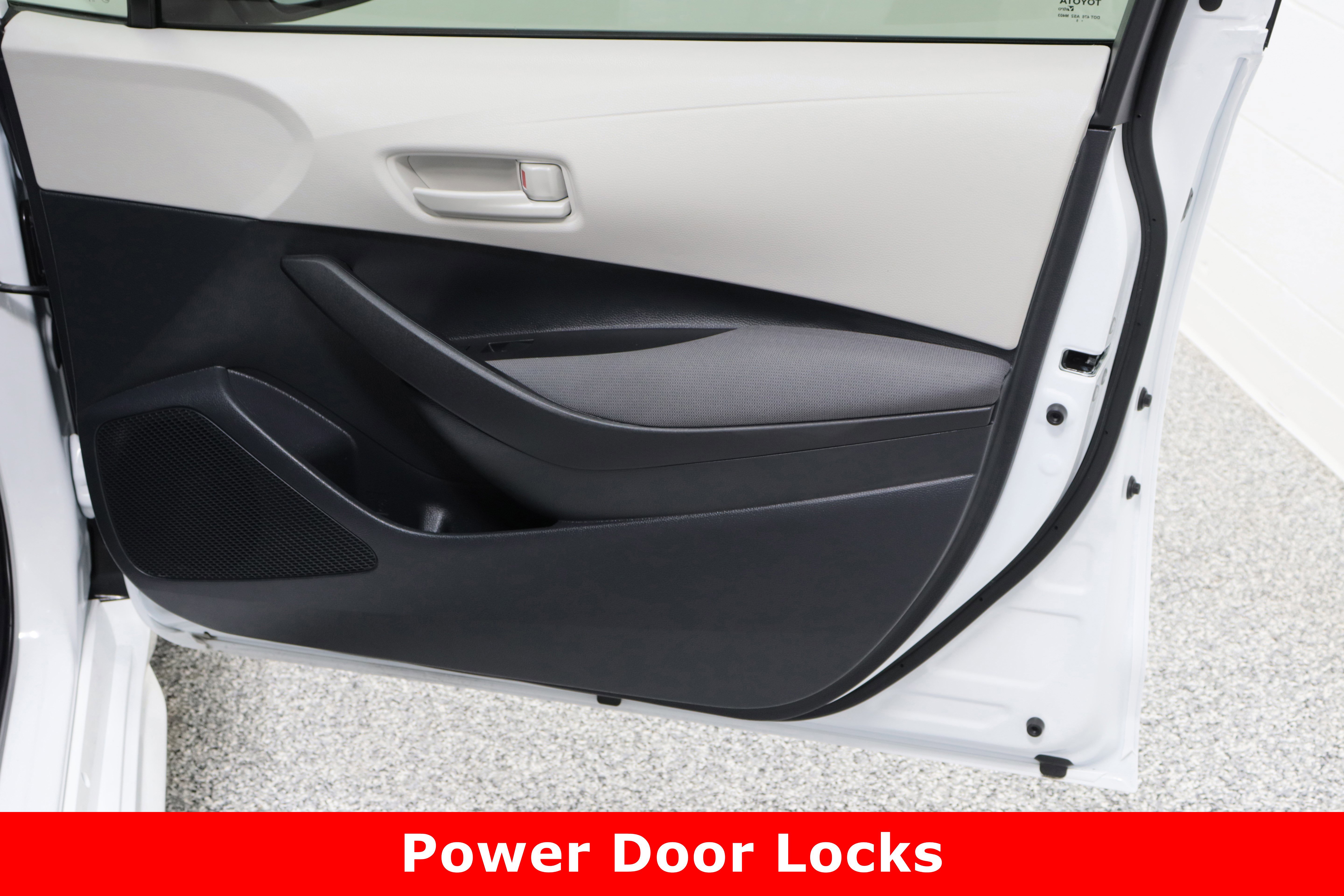 Certified 2025 Toyota Corolla LE image 31