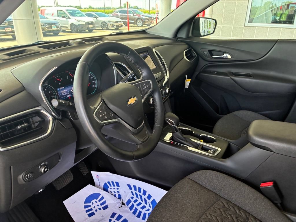 Used 2023 Chevrolet Equinox LT FWD image 11