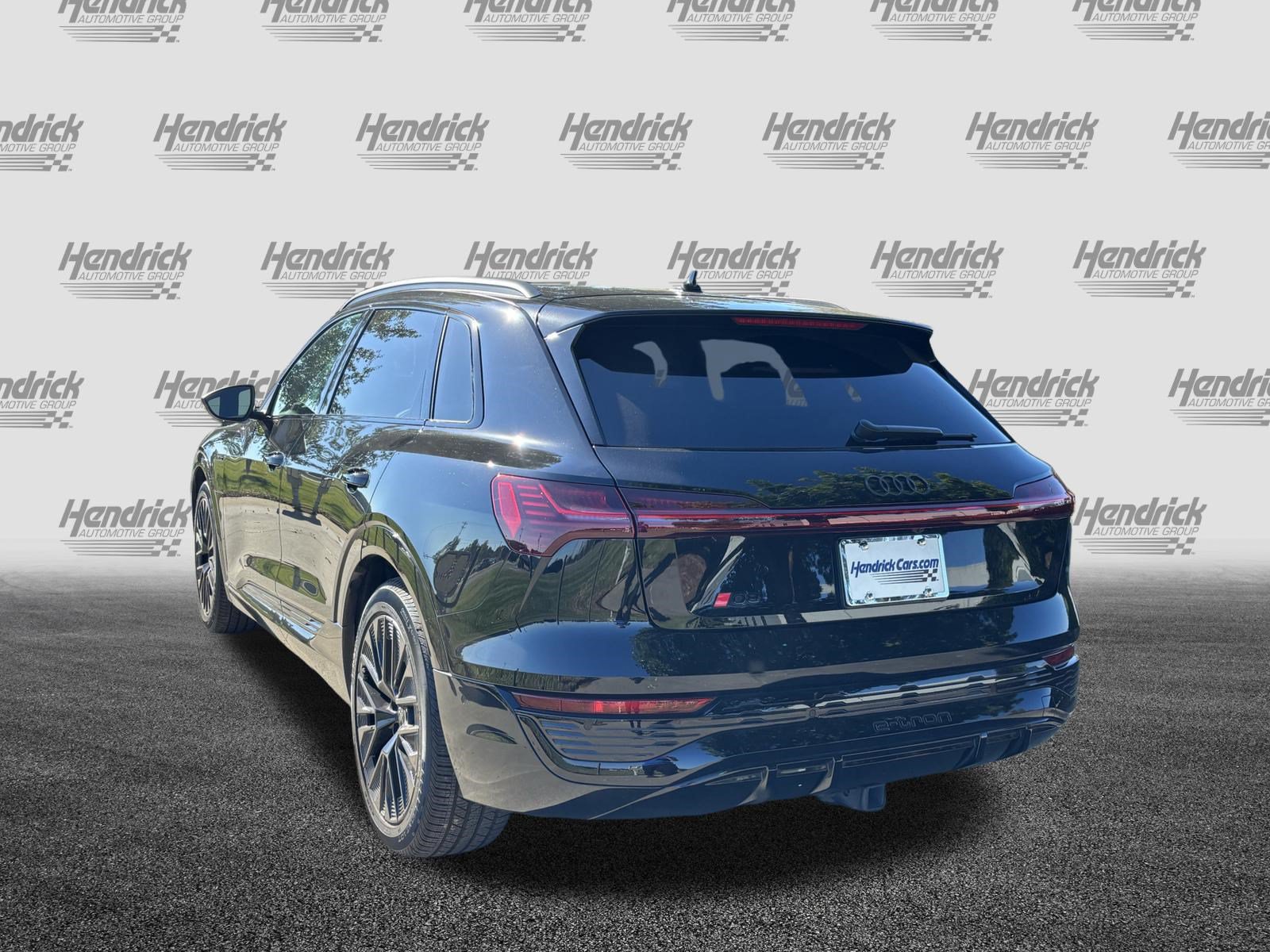 Used 2024 Audi Q8 e-tron Prestige w/ Prestige Package AWD/4WD image 9