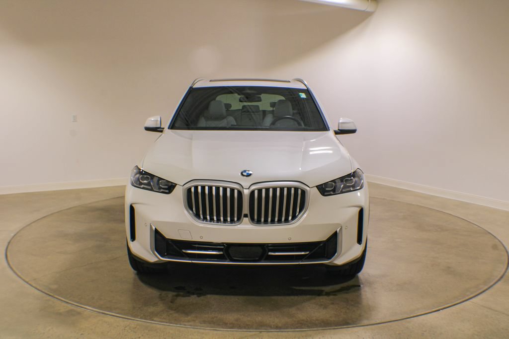 Used 2026 BMW X5 xDrive40i AWD/4WD image 9