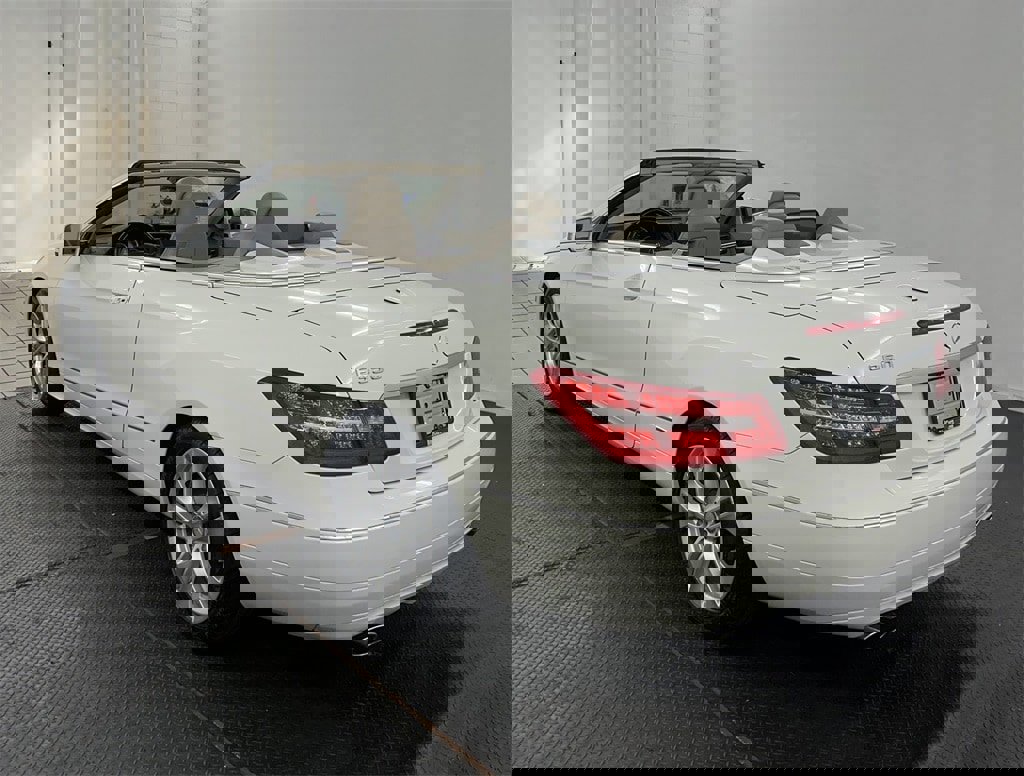 Used 2011 Mercedes-Benz E 350 Cabriolet image 38