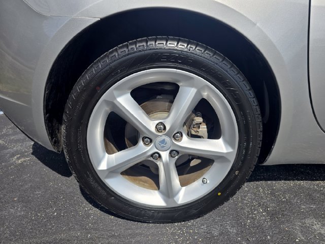 Used 2009 Saturn Sky w/ Premium Trim Package RWD image 11