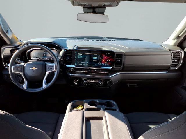 Used 2024 Chevrolet Silverado 1500 LT AWD/4WD image 7