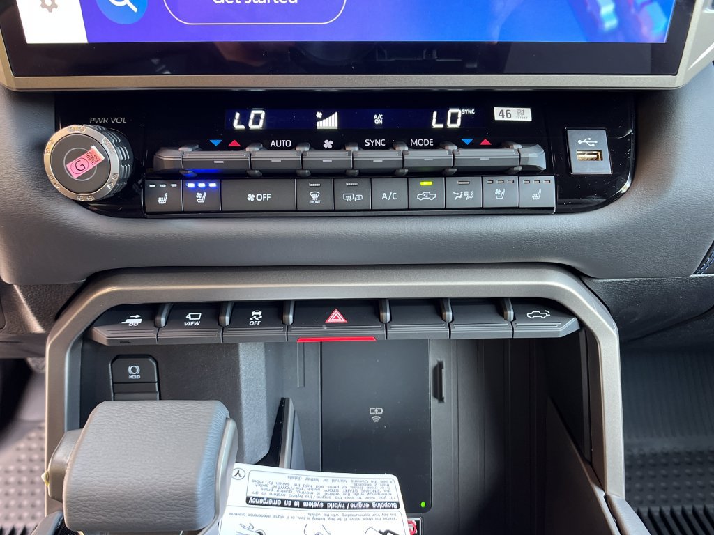 New 2026 Toyota Tundra Platinum AWD/4WD image 17