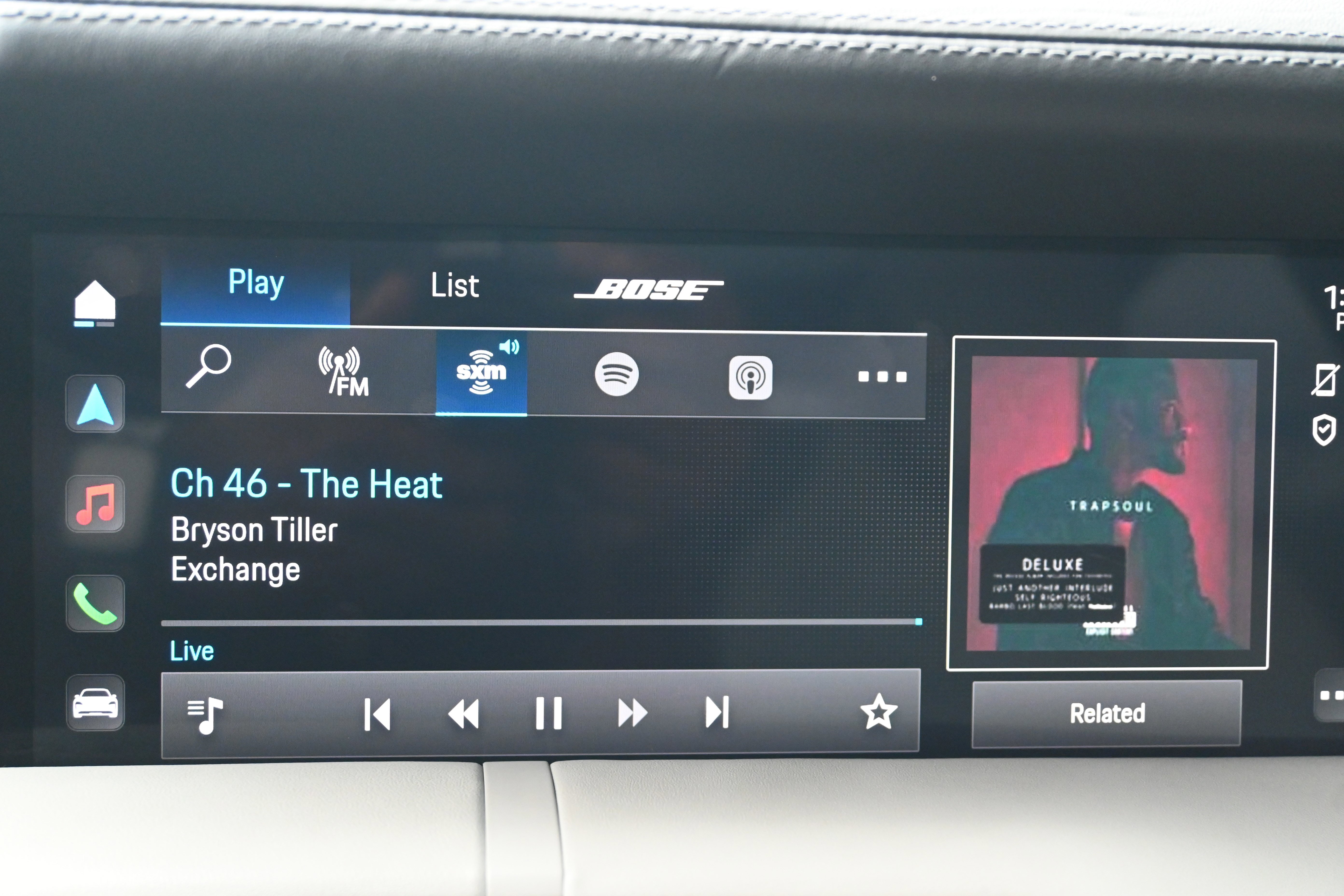 Used 2022 Porsche Taycan image 23