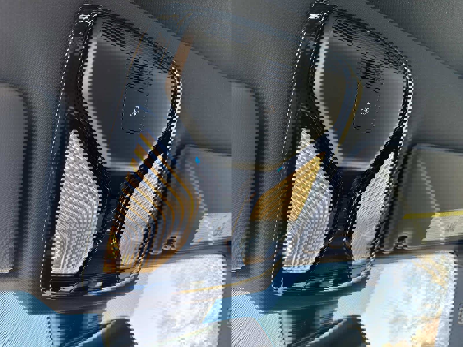 Used 2023 BMW 230i Coupe w/ Premium Package image 26