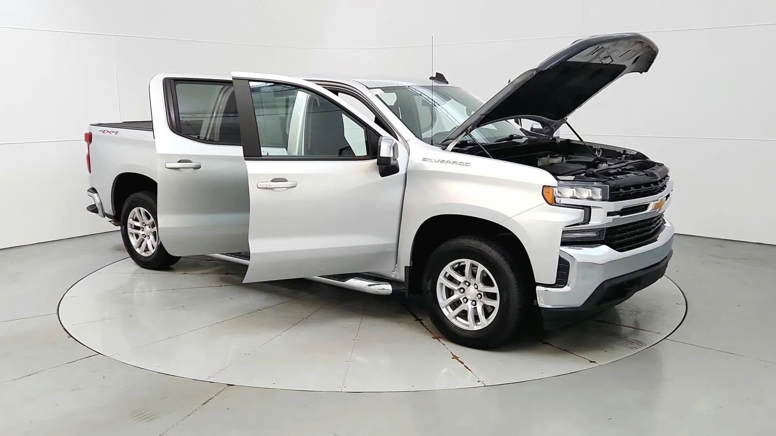 Used 2020 Chevrolet Silverado 1500 LT w/ All-Star Edition image 9