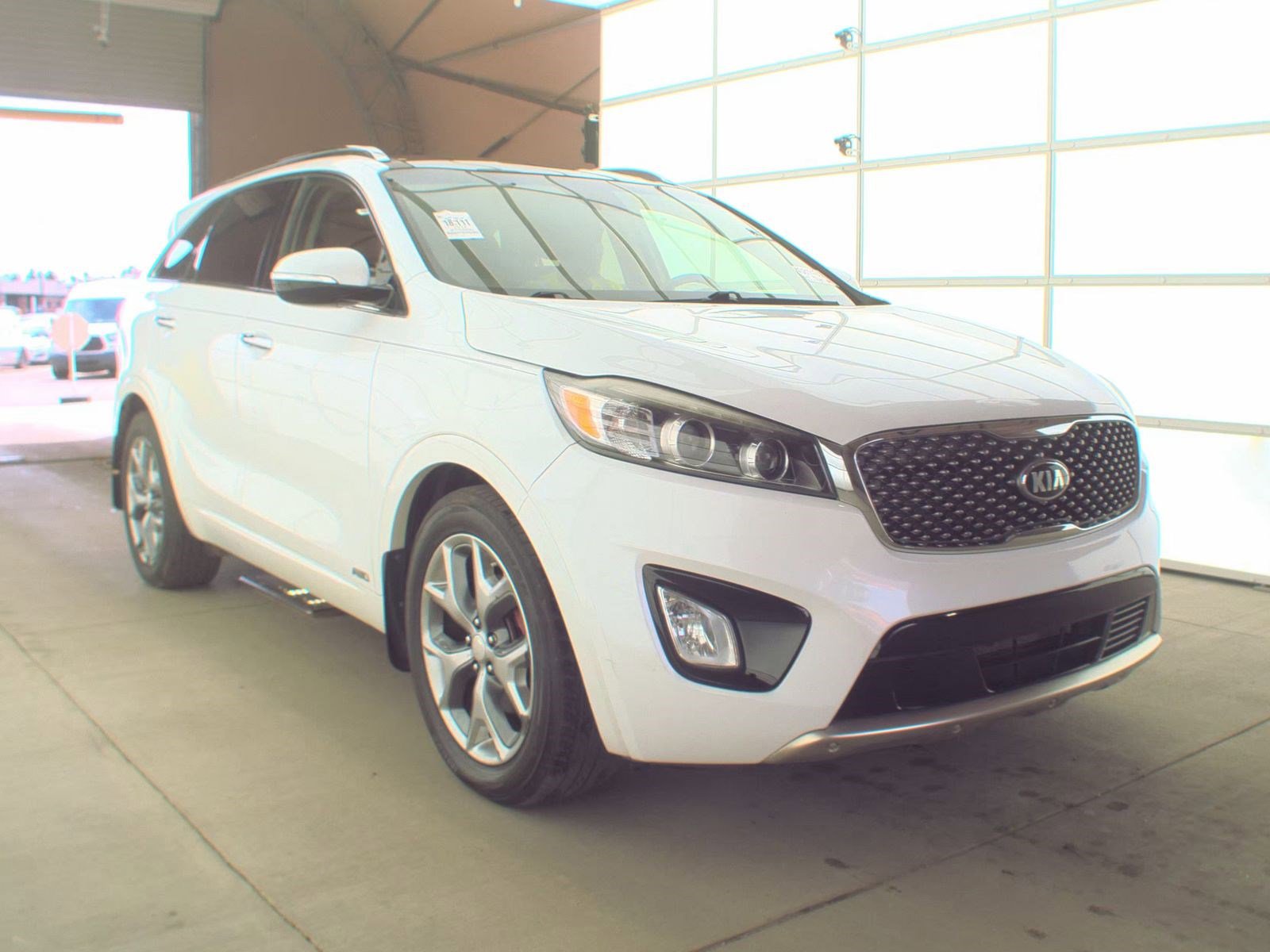 Used 2017 Kia Sorento SX image 4