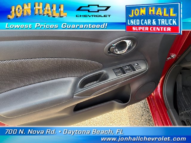Used 2019 Nissan Versa SV FWD image 13