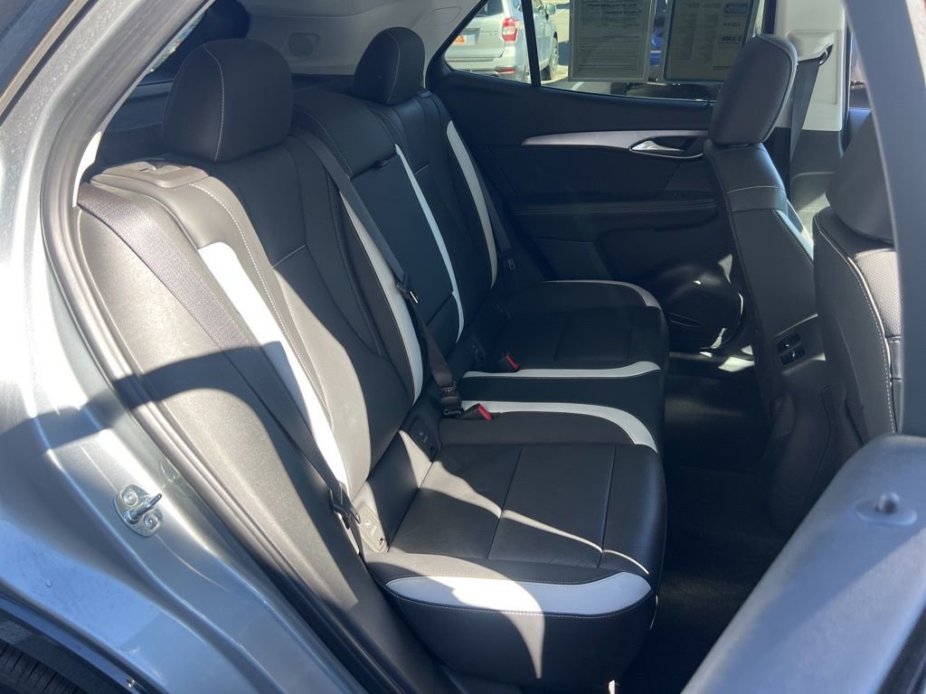 Used 2024 Buick Envision Sport Touring image 24