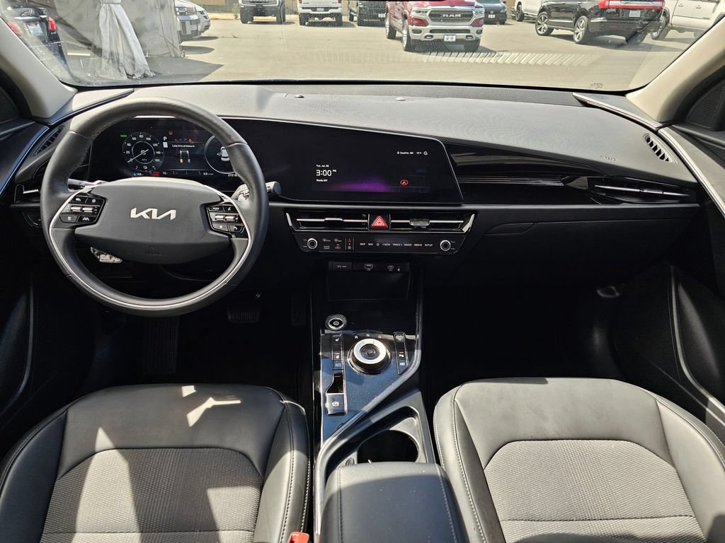 Used 2025 Kia Niro Wind w/ Wind Preserve Package FWD image 17