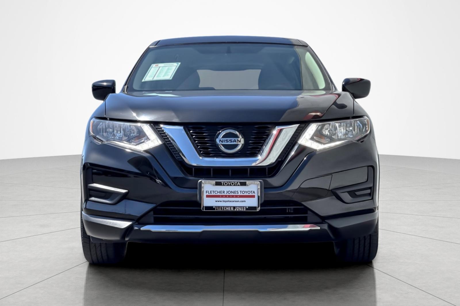 Used 2018 Nissan Rogue S image 8