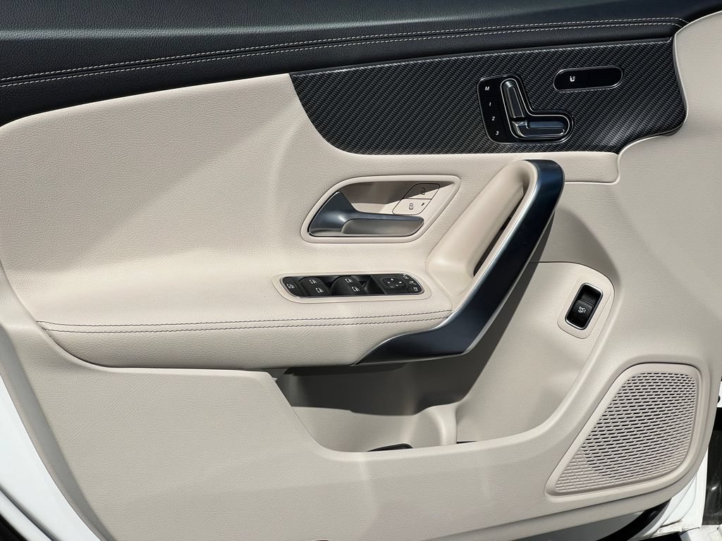 New 2025 Mercedes-Benz CLA 250 4MATIC image 15