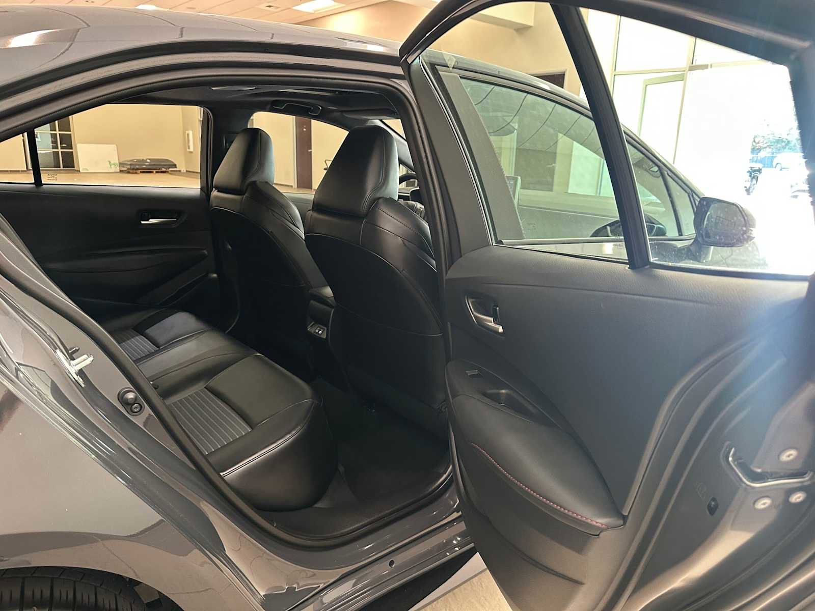 Certified 2025 Toyota Corolla XSE image 32