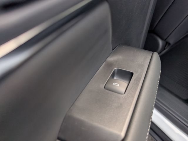 New 2027 GMC Terrain Elevation w/ Elevation Premium Package AWD/4WD image 11