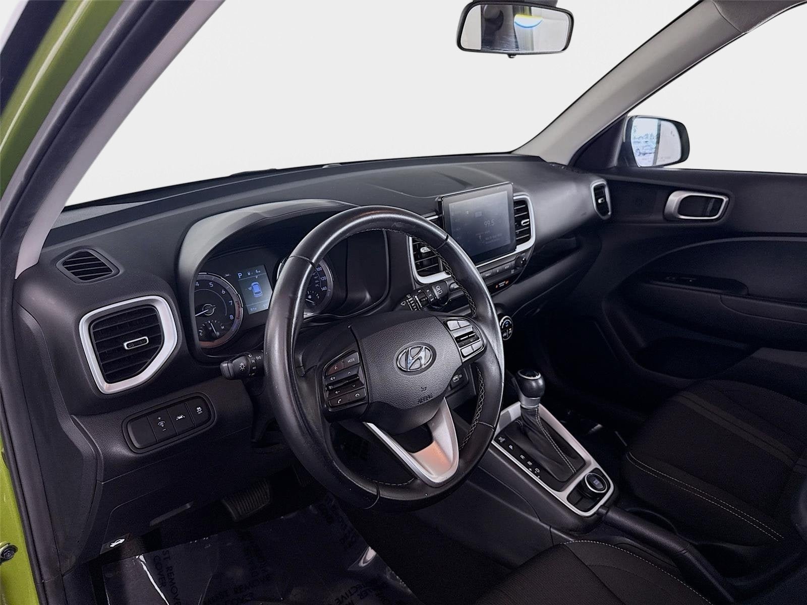 Used 2022 Hyundai Venue SEL w/ Cargo Package FWD image 10