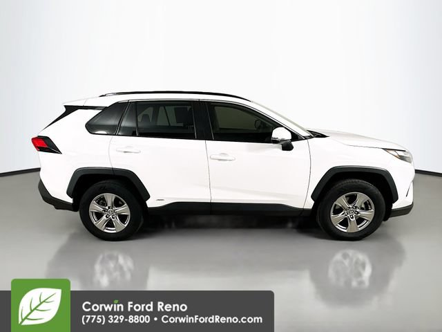 Used 2024 Toyota RAV4 XLE AWD/4WD image 10