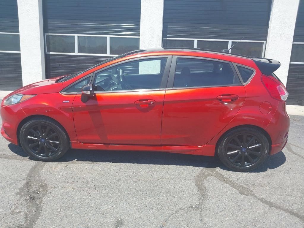 Used 2019 Ford Fiesta ST-Line w/ ST Line Cold Weather Package FWD image 2