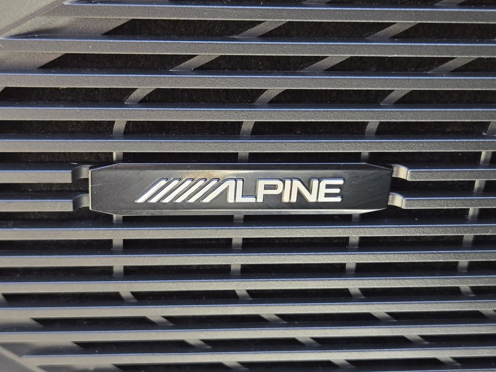 Used 2024 Jeep Wagoneer L Series II w/ Flexible Seating Group AWD/4WD image 25