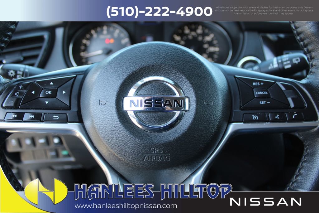 Used 2020 Nissan Rogue SV image 25