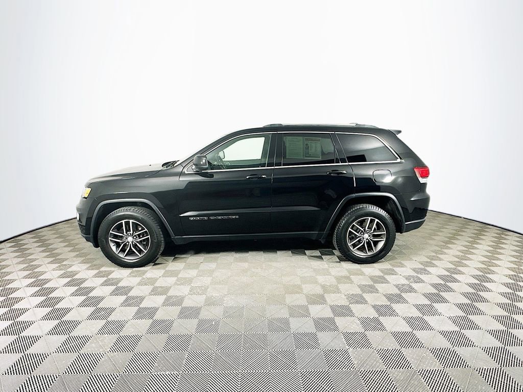 Certified 2021 Jeep Grand Cherokee Laredo image 6