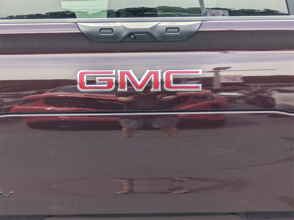 New 2026 GMC Sierra EV Elevation w/ LPO, Elevation Dark Package image 23