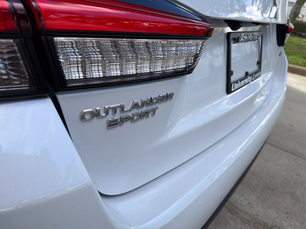 New 2027 Mitsubishi Outlander Sport LE FWD image 16