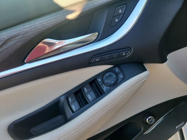 Used 2023 Buick Enclave Avenir w/ Avenir Technology Package image 11