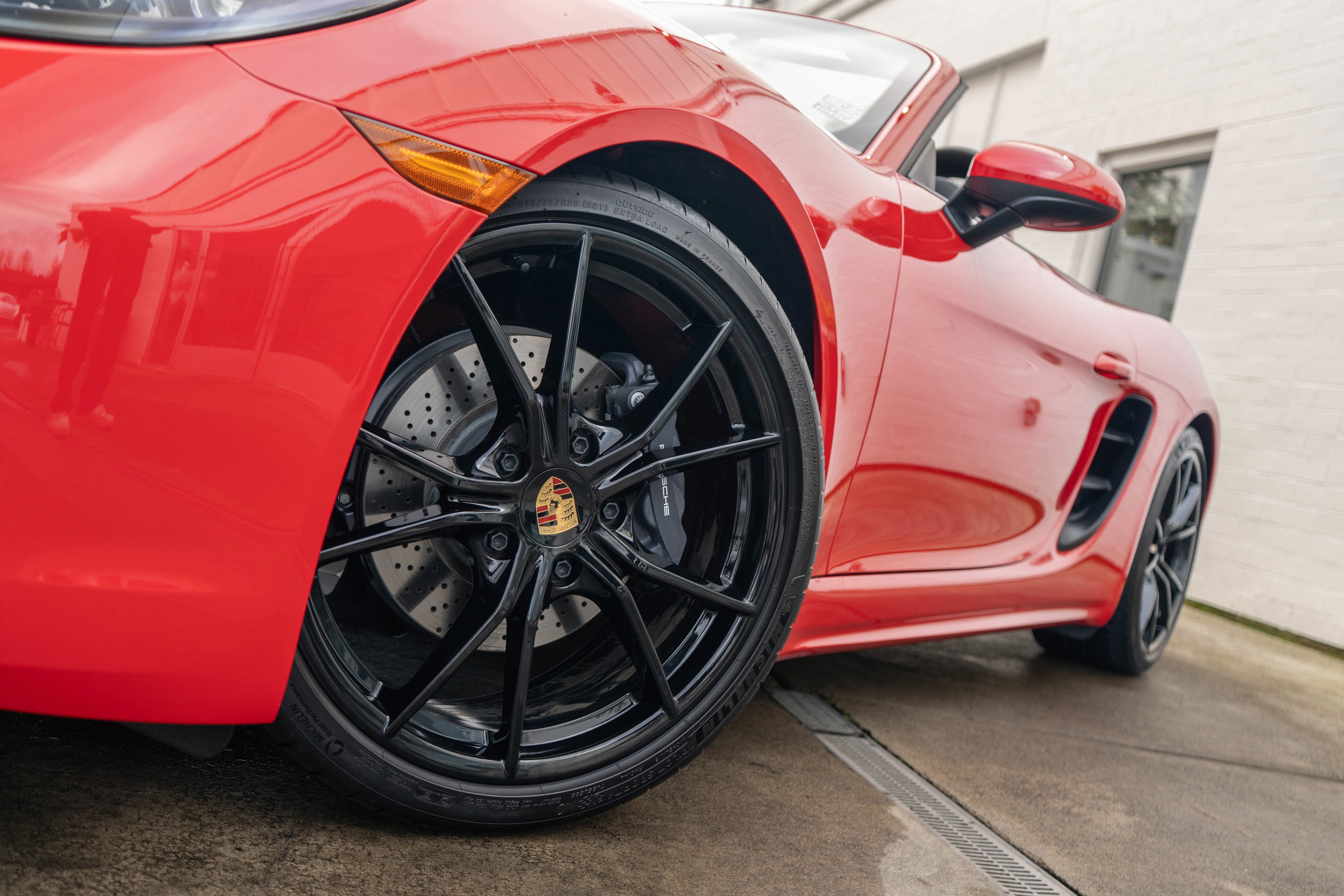 Used 2024 Porsche 718 Boxster image 4